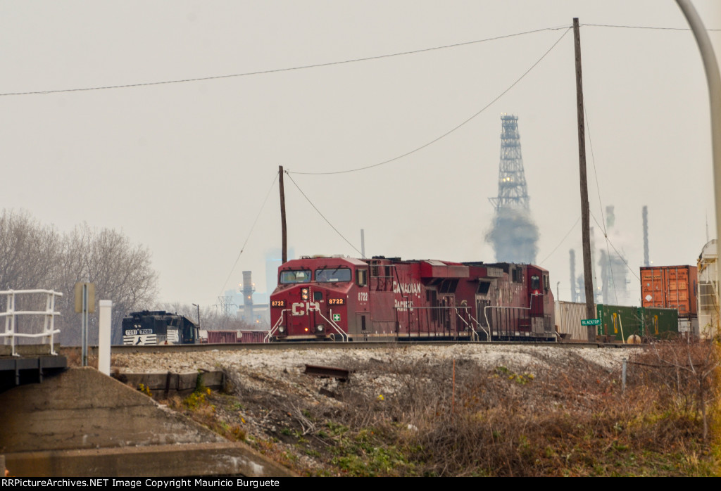 CP ES44AC & AC44CW Locomotives 